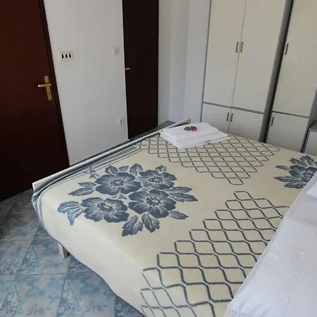Malinska,krk, Primorje-gorski Kotar 10 * Vantacici